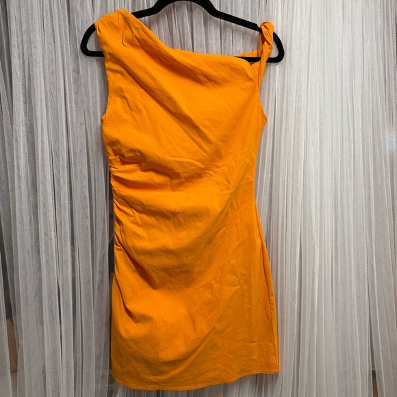 Mango Orange One‑Shoulder Dress Sleek Vibrant Asymmetrical Midi Women’s Size 6 - Picture 4 of 15